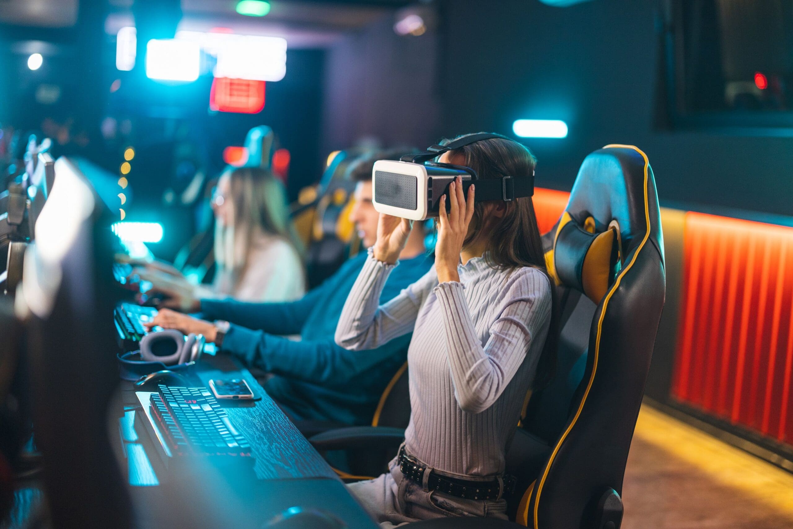 Girl playing a VR game at a video game event in Birmingham