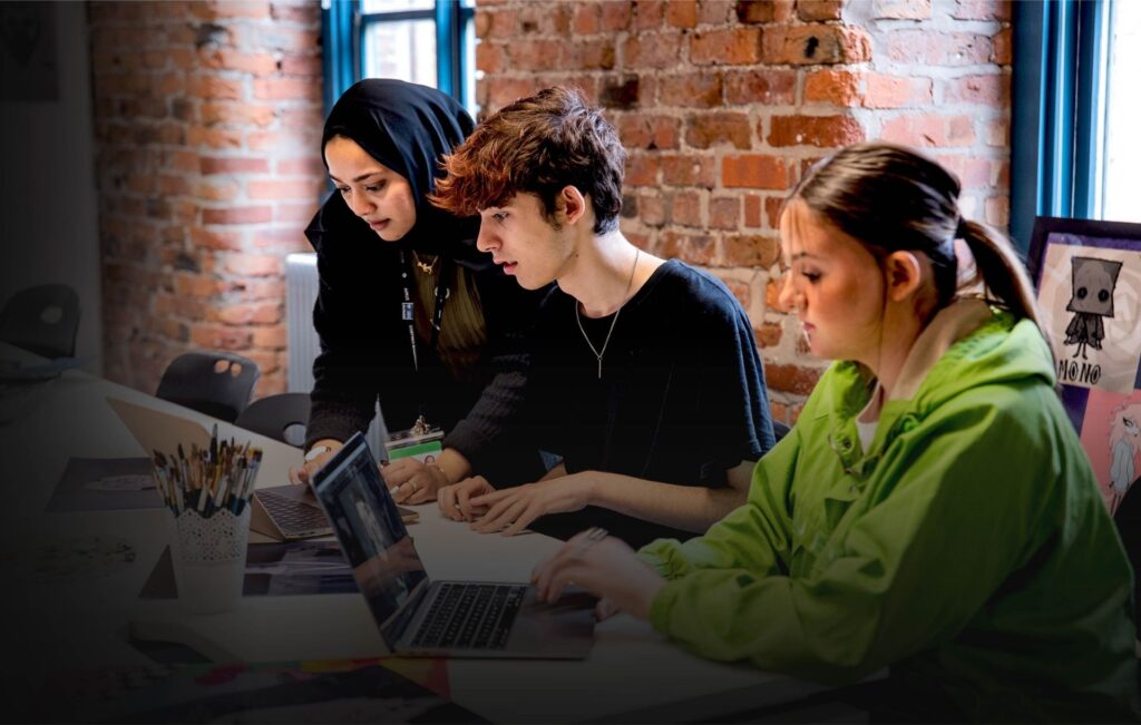 T Level vs Other Technical Qualifications: What's the difference? 5 Level 3 Graphic and Digital Design Desktop Header