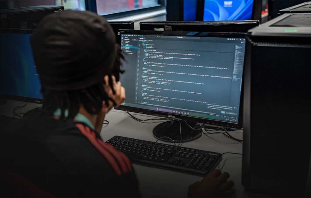 The best college courses for creative students 11 T Level Software Development Desktop Header