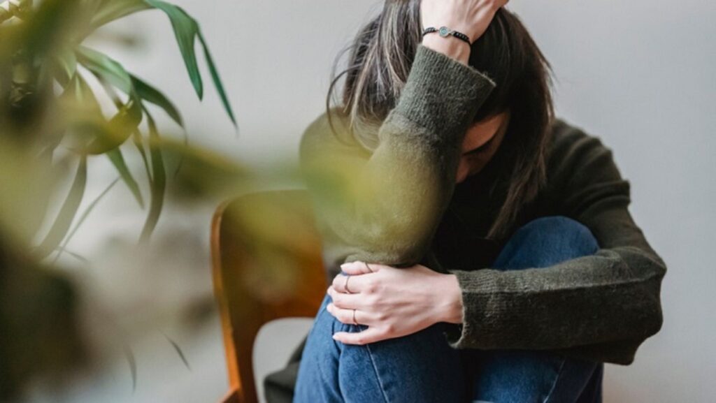 How to deal with assignment stress 1 Student stressed and anxious