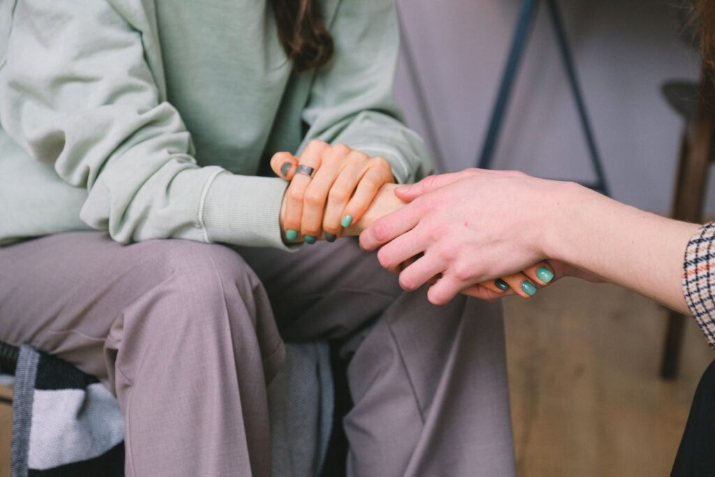 A guide to the best free Mental Health apps in 2025 6 Female receiving counselling